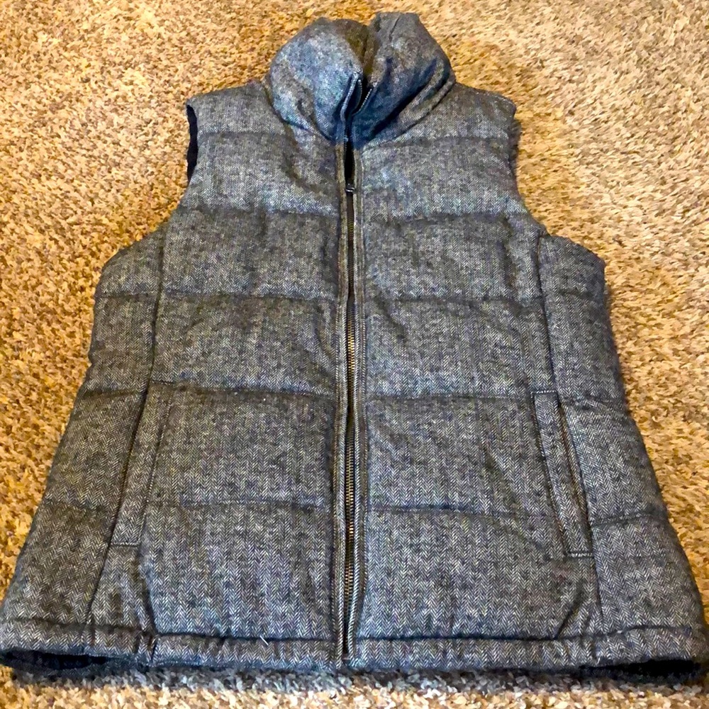 Old navy puffer vest